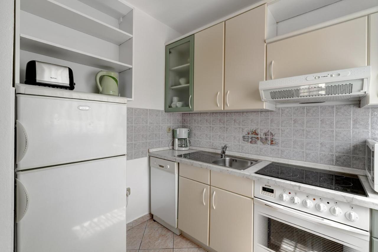 Senada Apartments Selce Buitenkant foto