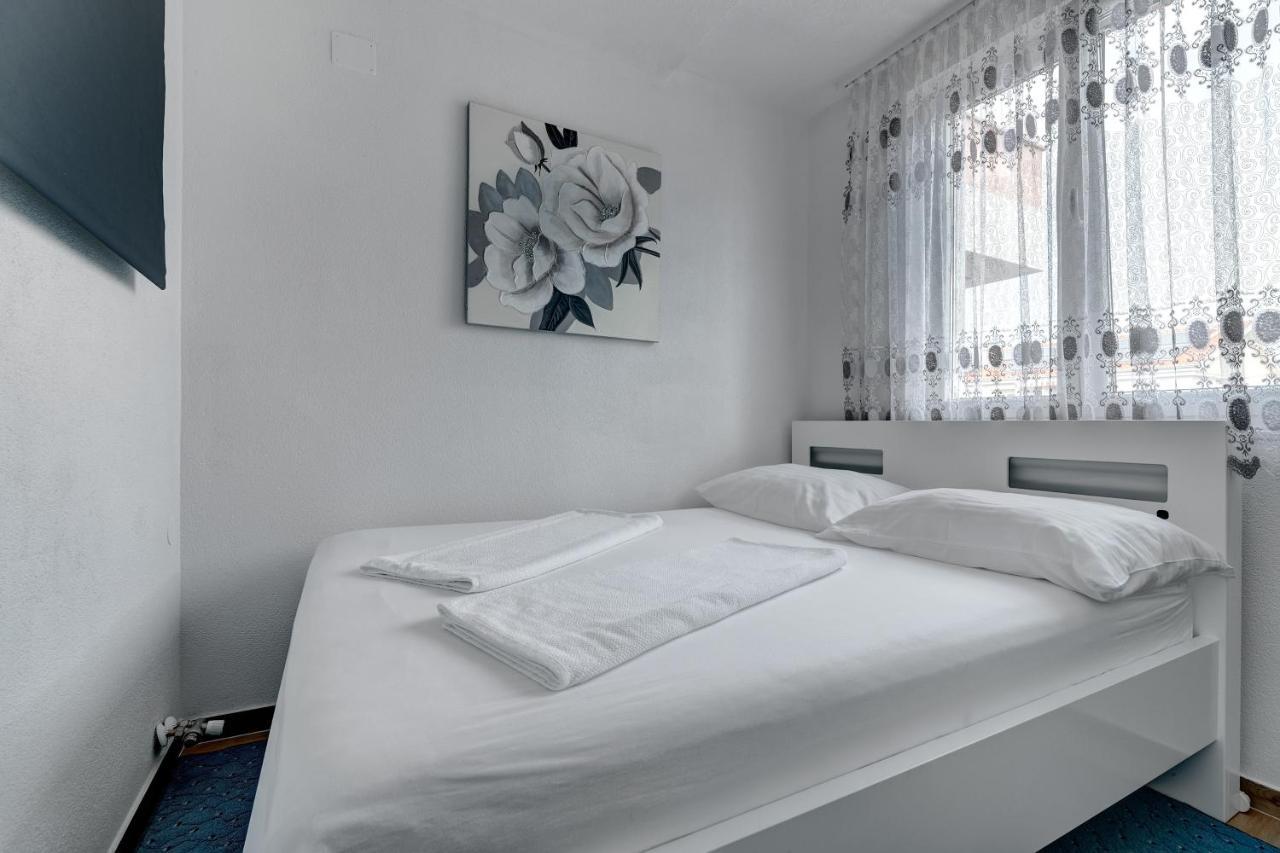 Senada Apartments Selce Buitenkant foto