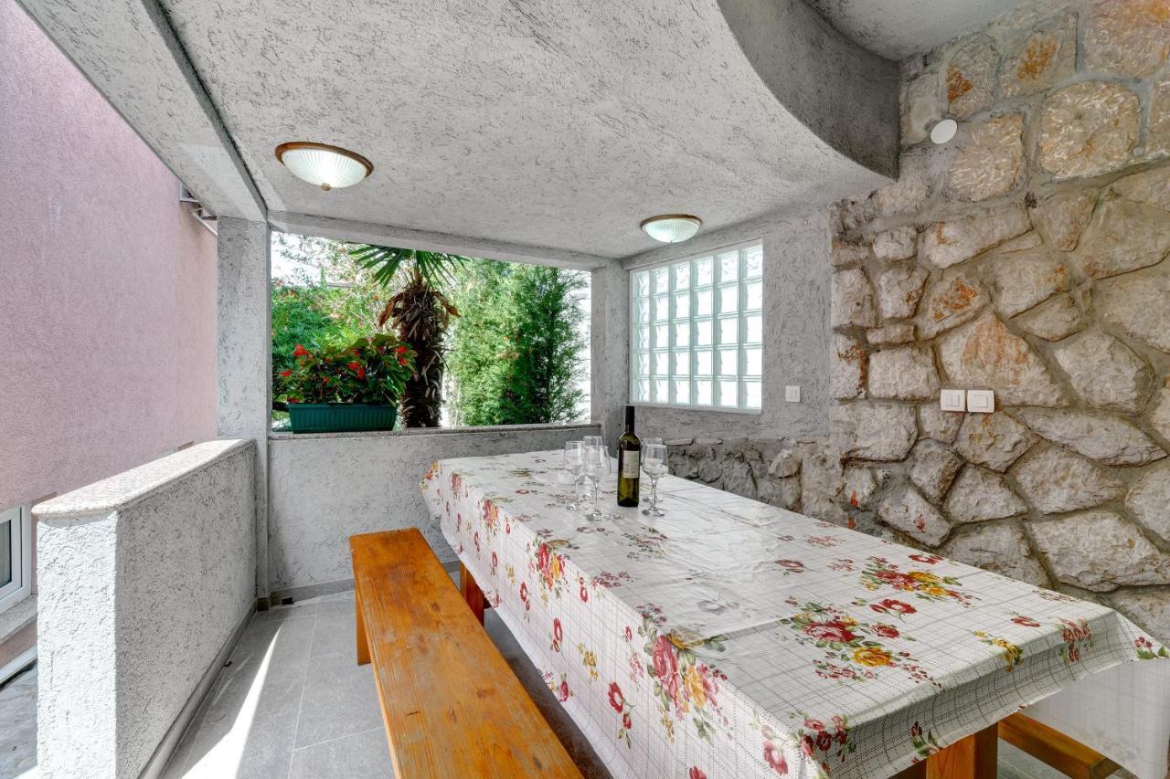 Senada Apartments Selce Buitenkant foto
