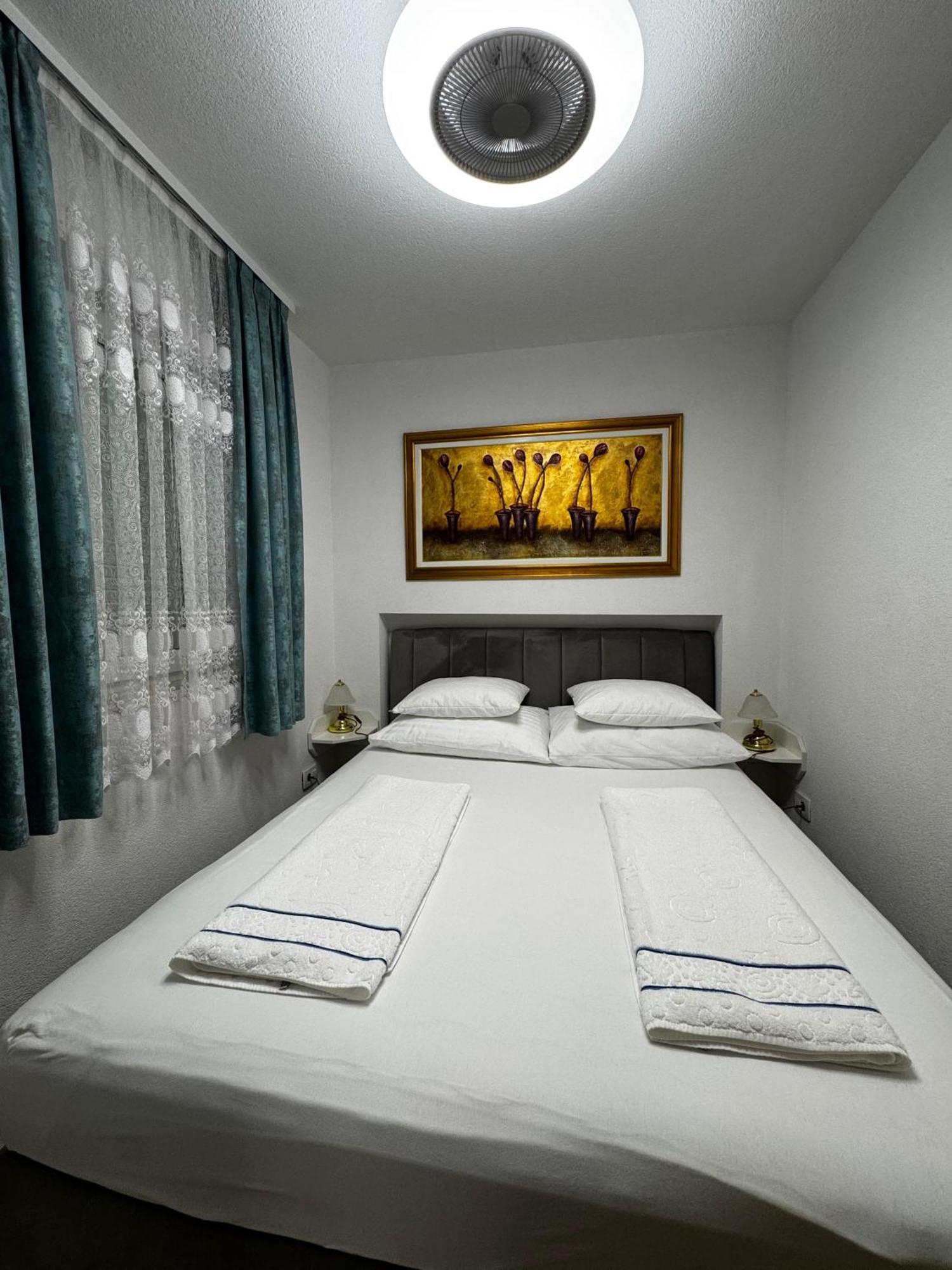 Senada Apartments Selce Buitenkant foto