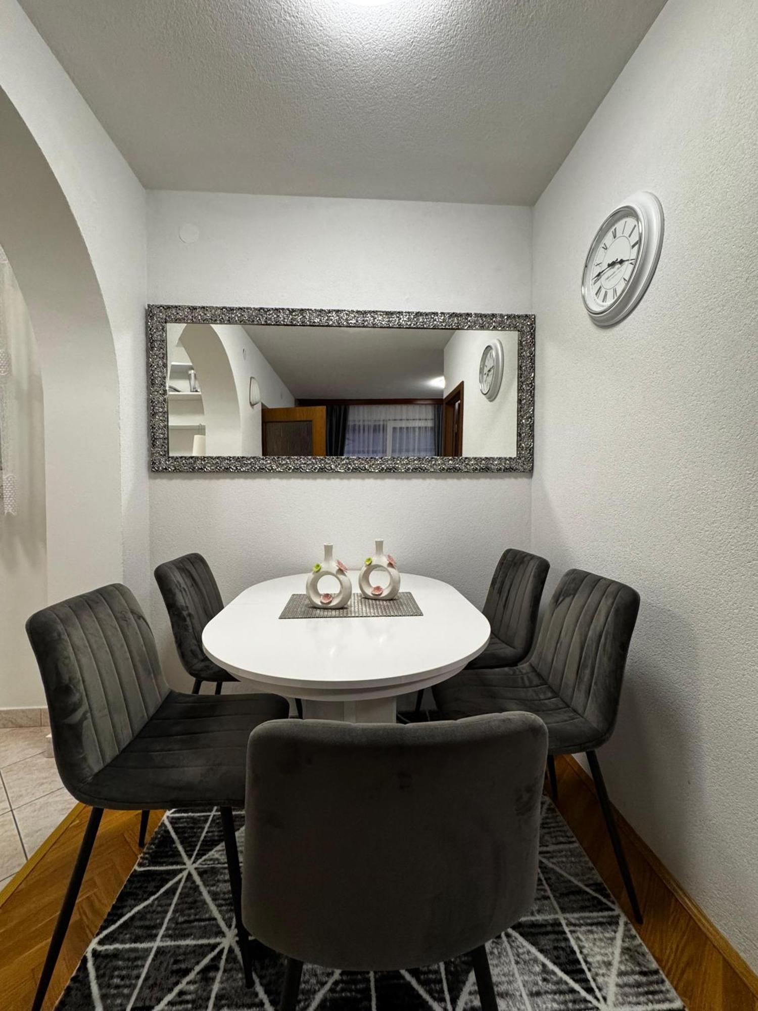 Senada Apartments Selce Buitenkant foto